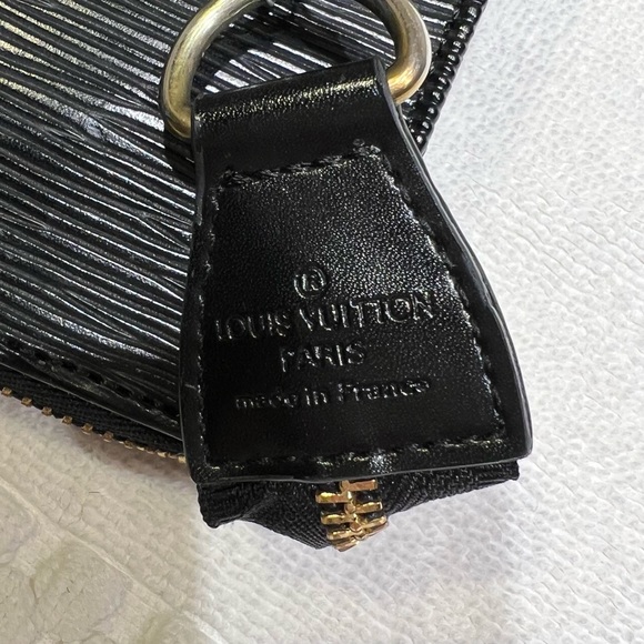 Louis Vuitton Bag 9” wide, 6” tall, 2”deep.  Fits I phone, key, cardholder. - Picture 7 of 15